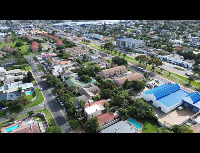 1,004M² VACANT LAND FOR SALE IN TABLE VIEW